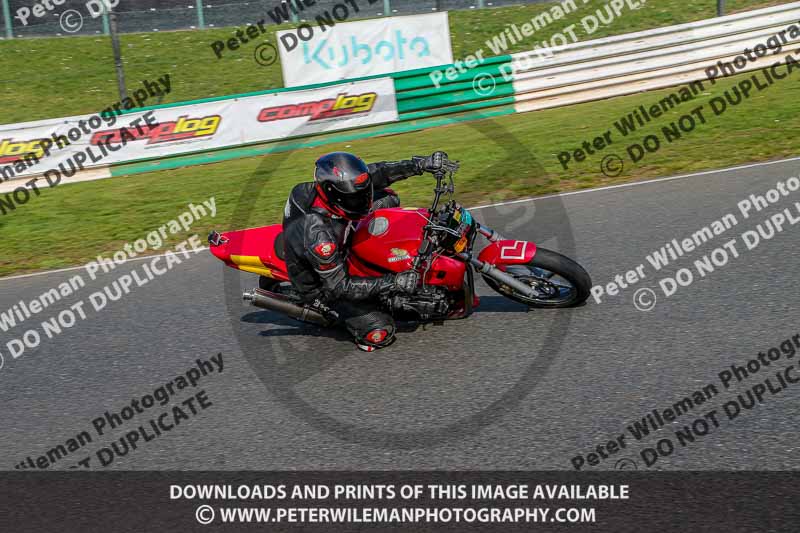 PJ Motorsport Photography 2018;enduro digital images;event digital images;eventdigitalimages;mallory park;mallory park photographs;mallory park trackday;mallory park trackday photographs;no limits trackdays;peter wileman photography;racing digital images;trackday digital images;trackday photos